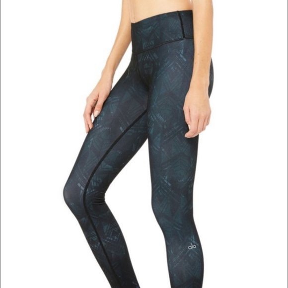 ALO Yoga Geometric Print Airbrush Indio Leggings Size Extra Small - Picture 1 of 8